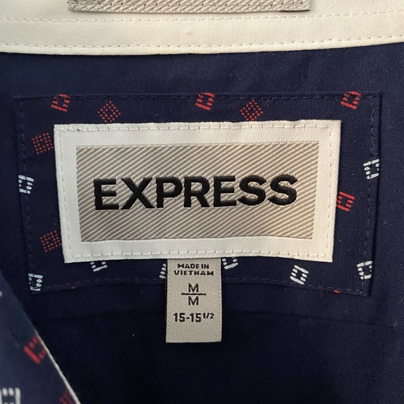 Express button up - Picture 2 of 4